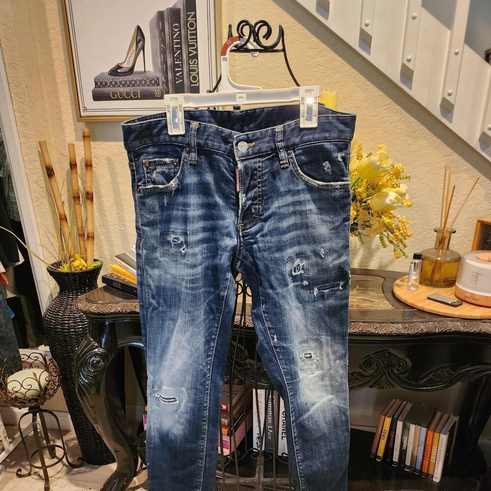 DSQUARED2 distressed skinny jeans size 44
